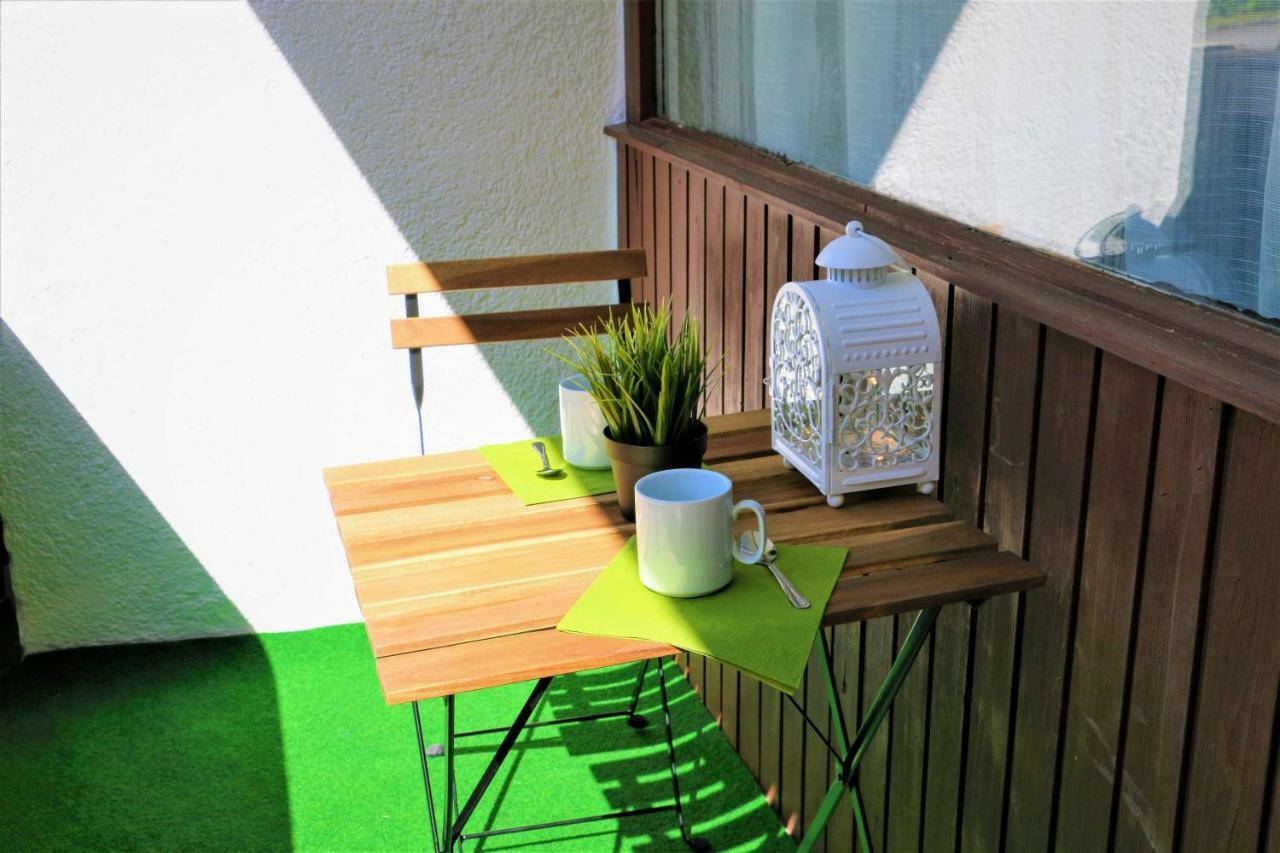 Green Wall Apartment Kaprun Exteriör bild